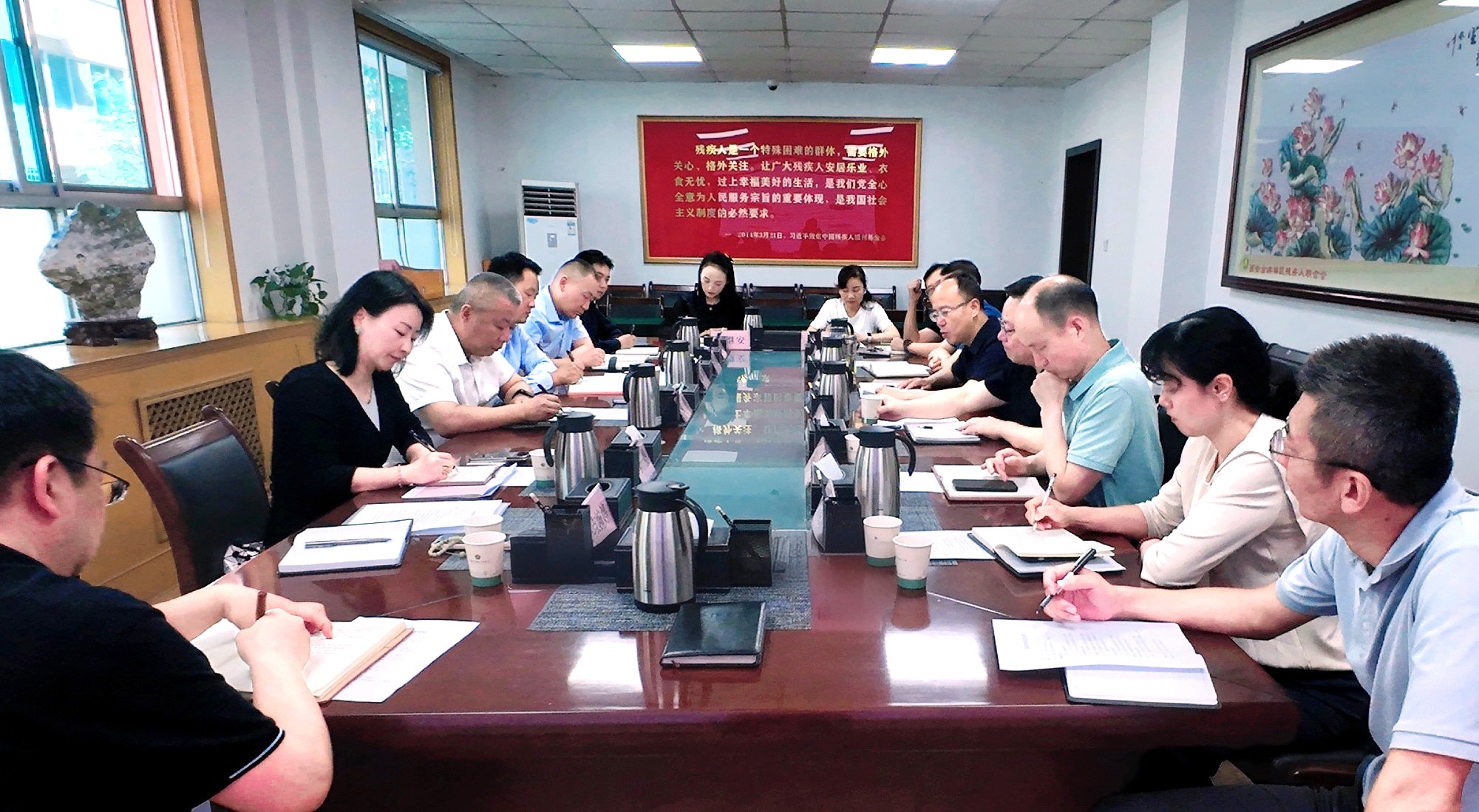 强盛一行赴西安市残疾人团结会开展专题调研——共商残疾人康复养老事业生长，，，，，探索科技助残效劳新模式